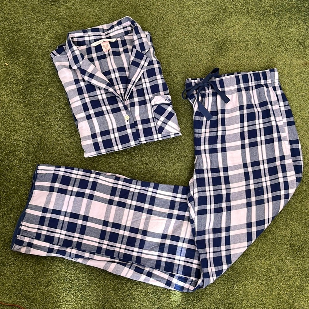 Victoria’s Secret Plaid Pajama Set